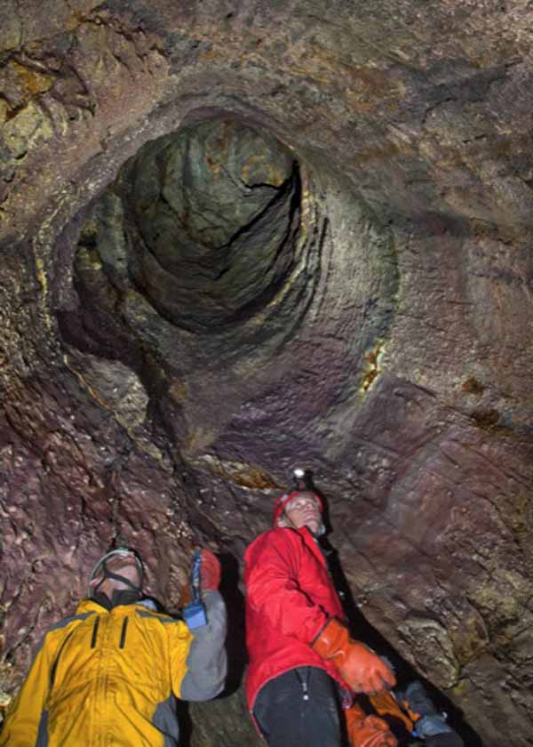 Tsunami propagation.